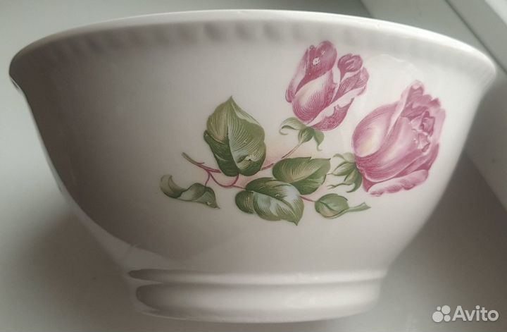 Чаша для салата