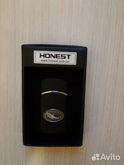 Зажигалки бензиновые,газовые, Zippo,Honest
