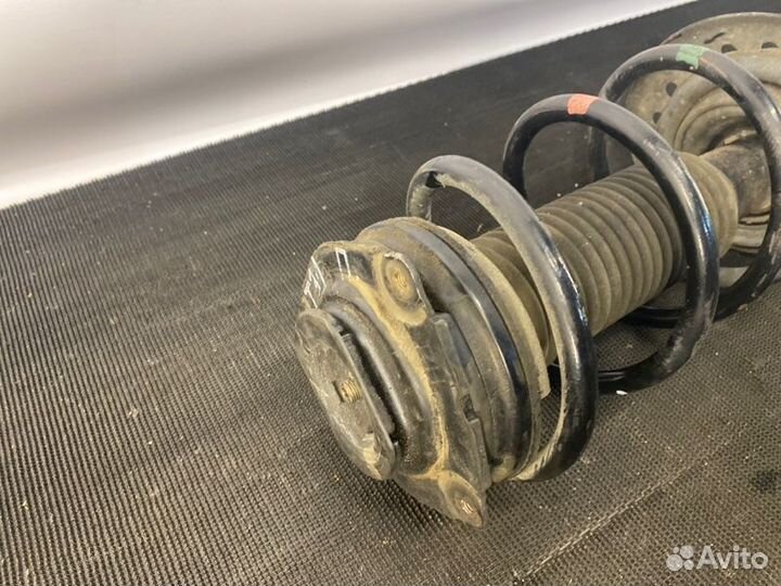 Передняя Правая Стойка Nissan XTrail T31 2011-2015