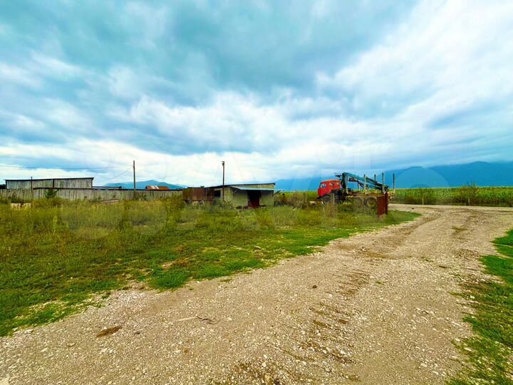 Продам здание, 13000 м²