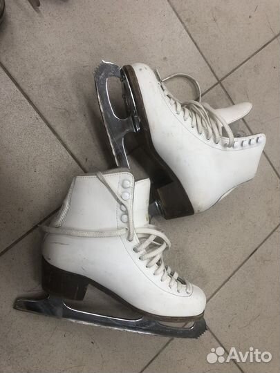 Фигурные коньки wifa