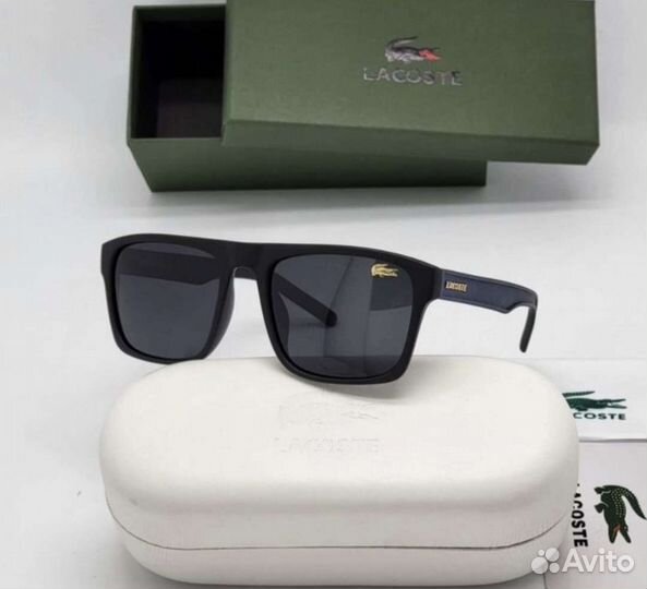 Солнцезащитные очки lacoste