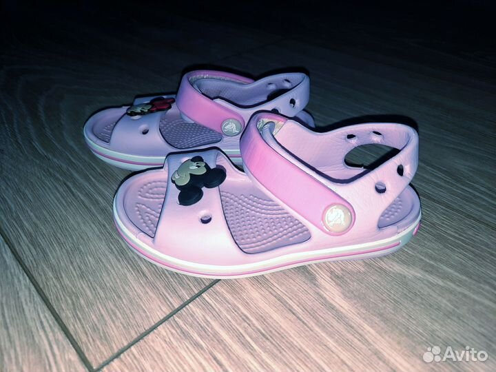 Сандалии crocs c7