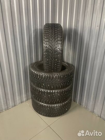 Bridgestone Blizzak Spike-01 205/55 R16 91T