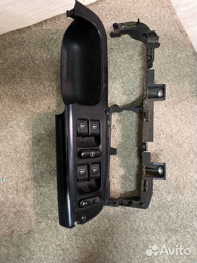 Кнопки стеклоподъемников passat б5