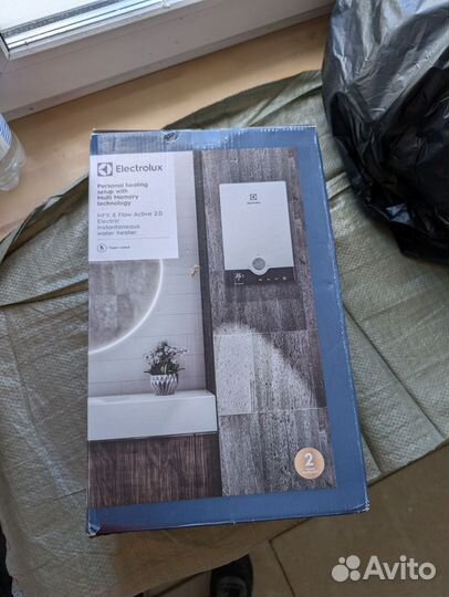 Водонагреватель проточный Electrolux NPX 8 Flow