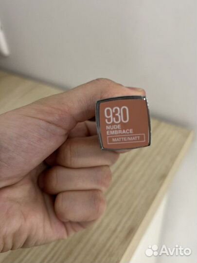 Maybelline New York Помада для губ 930