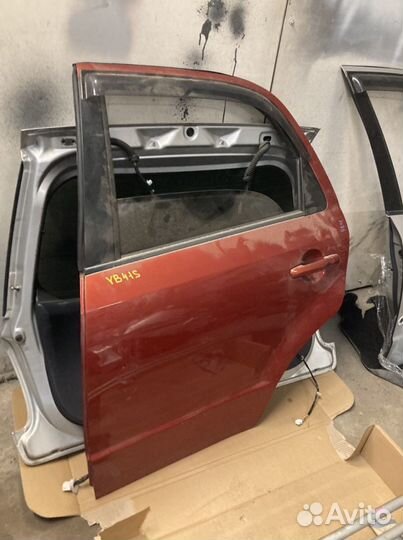 Дверь задняя левая сузуки сх 4