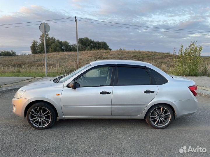 LADA Granta 1.6 МТ, 2013, 104 000 км