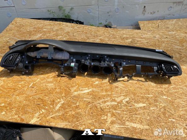 Торпеда Kia Stinger 2017-2021