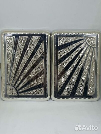Новый серебряный портсигар