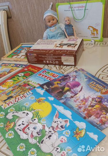 Мебель для Барби, книги, пазлы