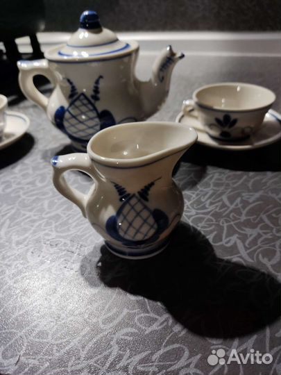 Сервиз чайный,кофейный Гжель времён СССР