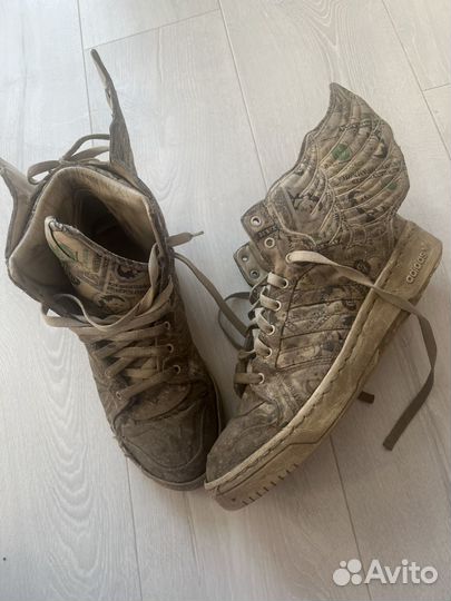 Adidas jeremy scott wings 2.0 money