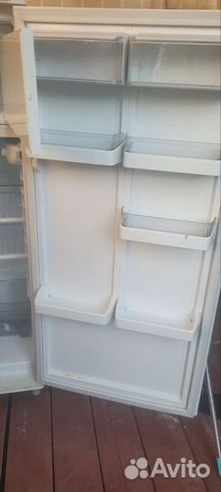 Холодильник б/у атлант