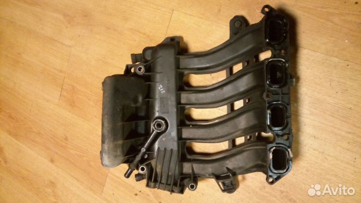 Впускной коллектор Рено сценик 2 1.6 16кл