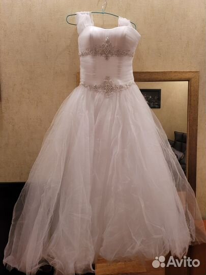 Платье бальное