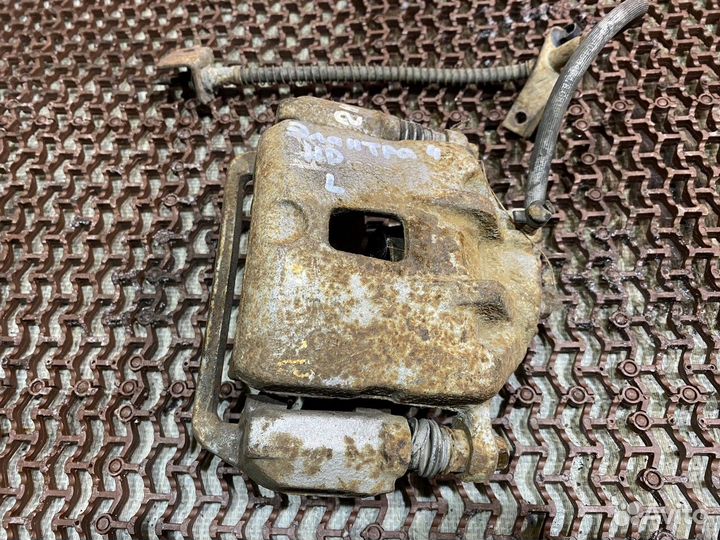 Суппорт передний левый Элантра нd Hyundai Elantra