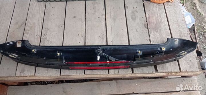 Mitsubishi Outlander 1 спойлер