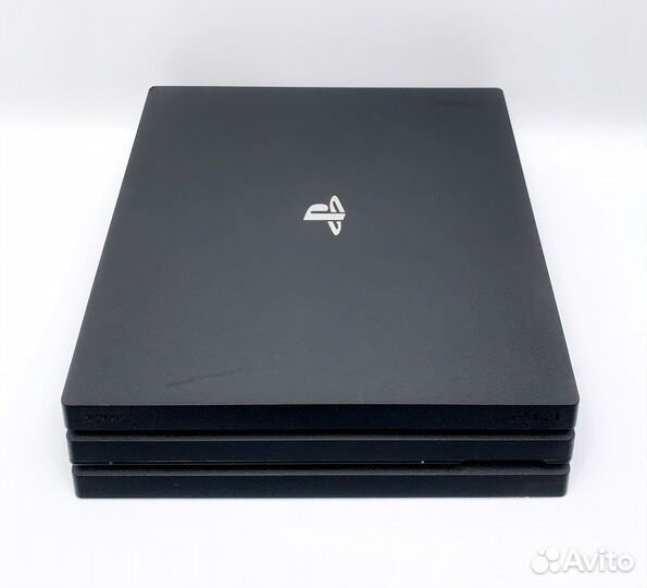 Sony PlayStation 4PRO 1Tb + 2 беспров.джойстика