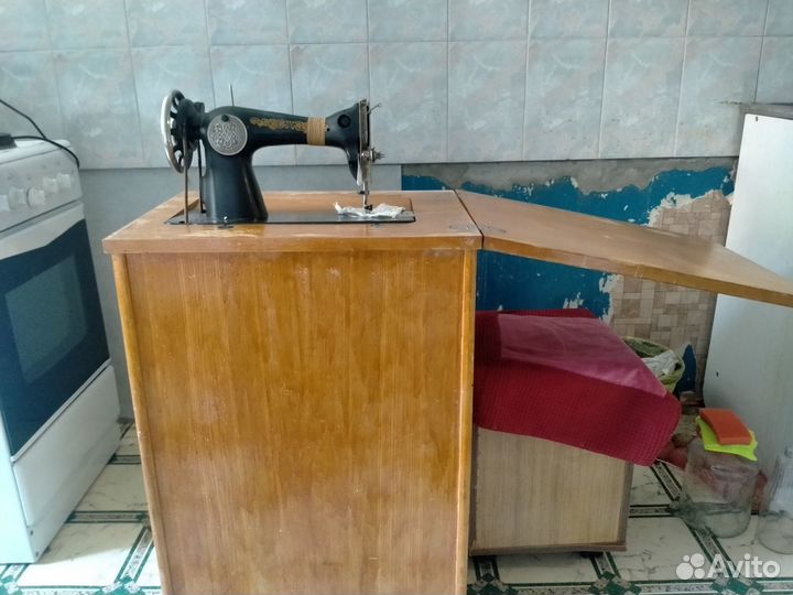 Швейная машинка