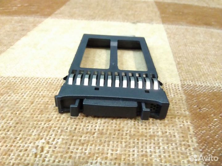 Заглушка HDD для серверов HP gen5-gen7