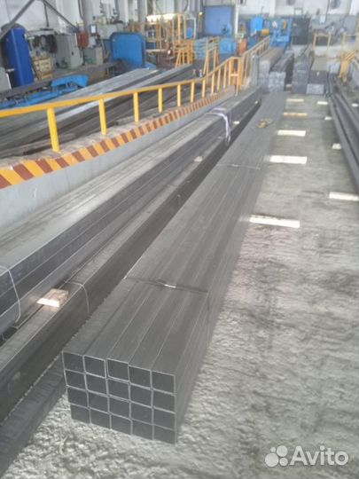 Профильная труба 25х25х2,0мм 6м ст3пс
