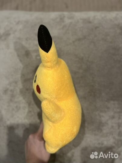 Игрушка мягкая,детская (пикачу)