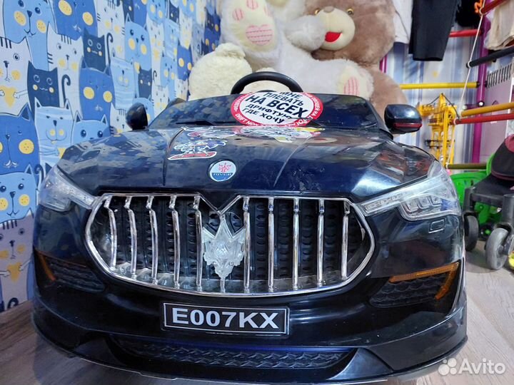 Детский электромобиль