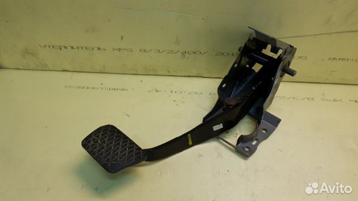 Педаль тормоза Mazda Cx-7