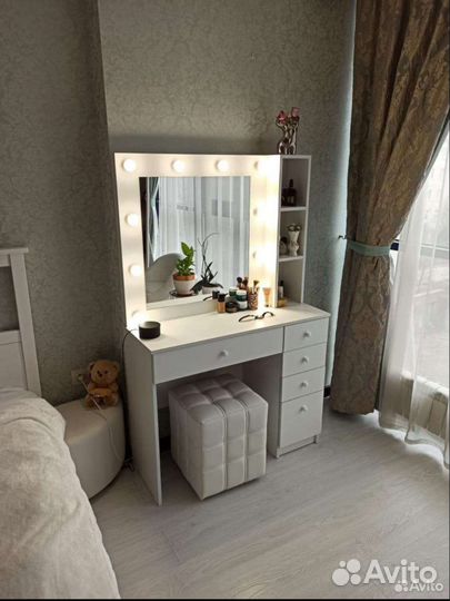 Ростовое зеркало с подсветкой