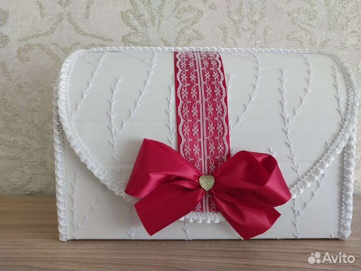 Свадебный сундук для денег