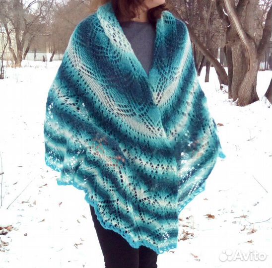 Шаль вязаная, ручная работа