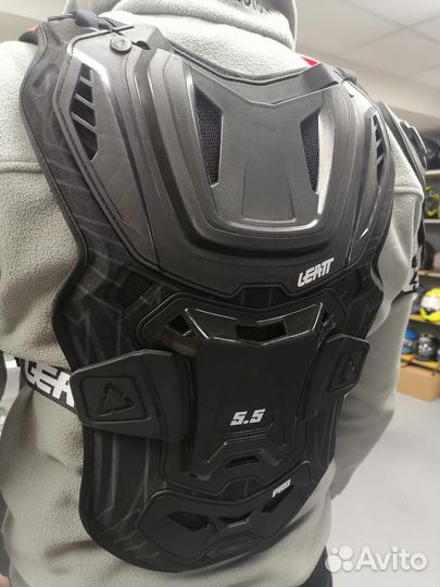 Защита тела Leatt 5.5 Pro Black
