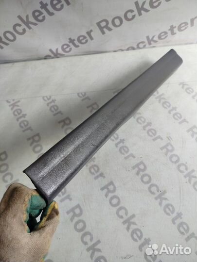 Накладка порога передняя левая Hyundai Elantra XD