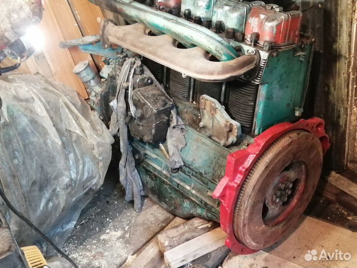 Двигатель т40