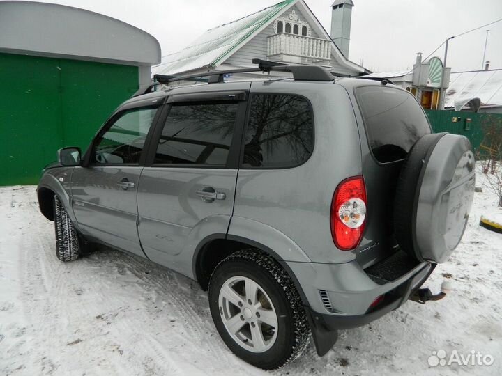 Chevrolet Niva 1.7 МТ, 2015, битый, 158 766 км
