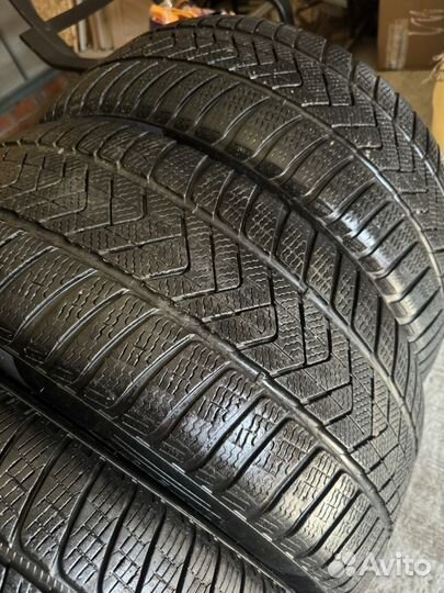 Pirelli Scorpion Winter 275/45 R20 и 305/40 R20 90Y