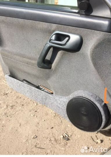 Стоковые подиумы 2112, фото из интернета