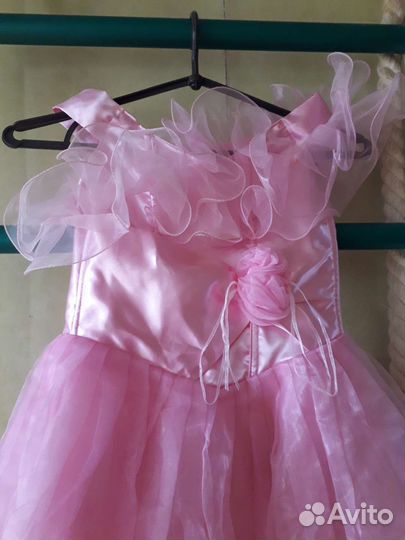 Платье на девочку