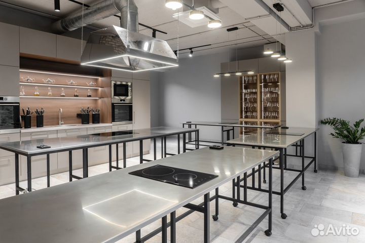 Аренда лофта для праздника, деловой встречи