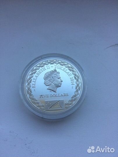 Памянтная монета Елизавета 2