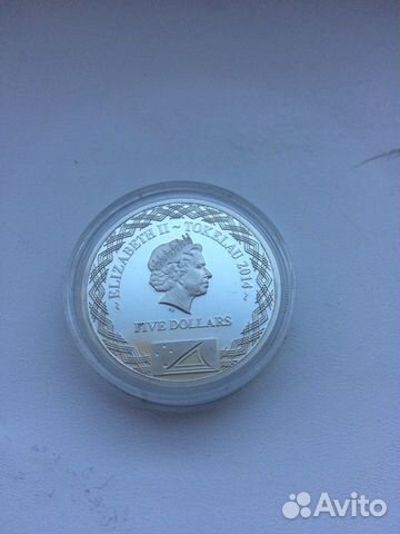 Памянтная монета Елизавета 2