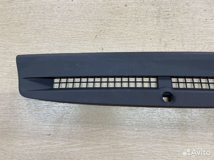 Накладка воздуховода торпеды Toyota Camry 75