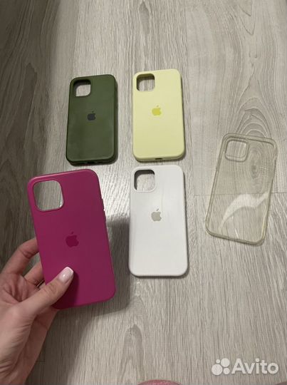 Чехол на iPhone 12