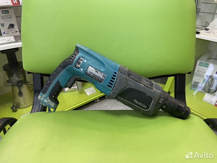 Перфоратор Makita HR2470 (п6а/1)