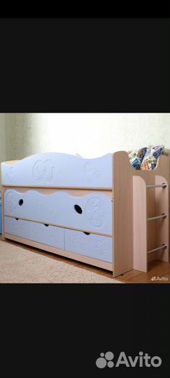 Детская двухярусная кровать с матрасом бу