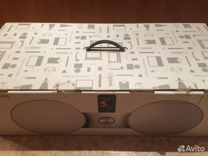 Bang Olufsen Beosound 8