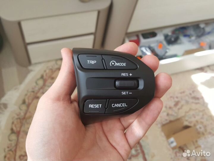 Кнопки на руль Kia Rio, круиз контроль