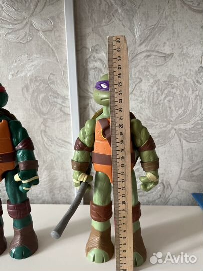 Продам фигурки черепашек ниндзя